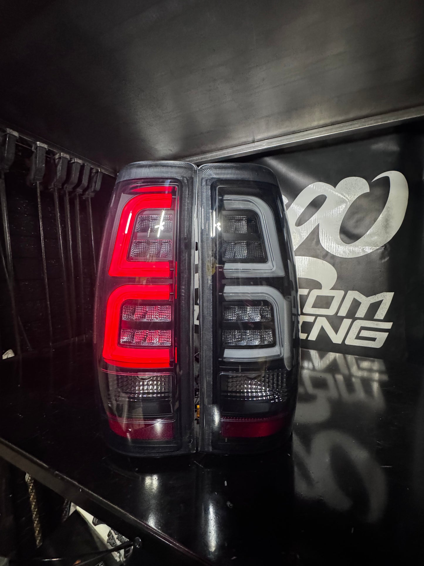 1999-2006 Chevy Silverado GMC
Sierra LED "Double C Bar" Taillights